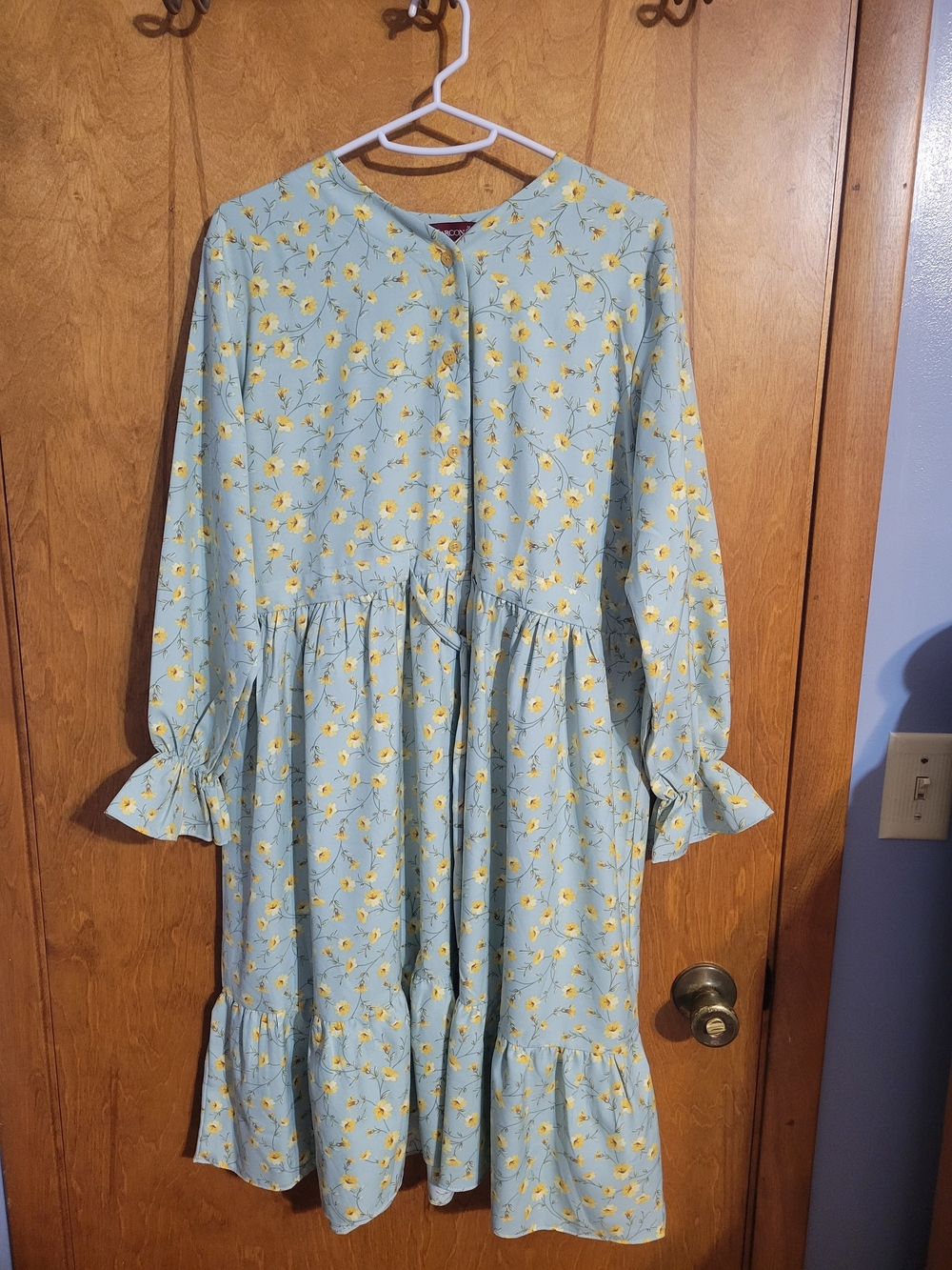 Light Green Floral Midi Dress with Yellow Blossoms